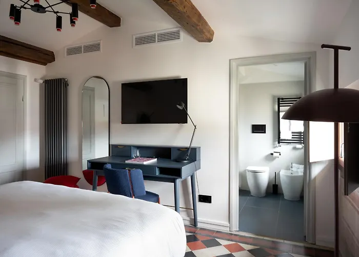 La Gabbia Del Grillo Apartments & Suites